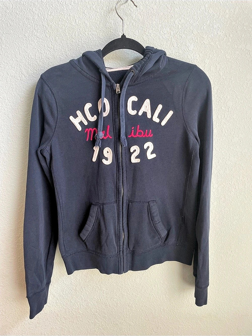 Hollister HCO Cali Malibu 1922 Zip-Up Hoodie Blue Large girls